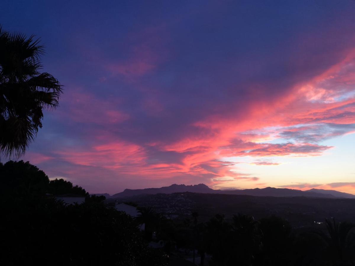 La Madrugada - Luxury Moraira Villa With Sea Views And Private Heated Pool 外观 照片